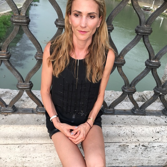 Ambassador Rucsandra - Picture 4 of 4